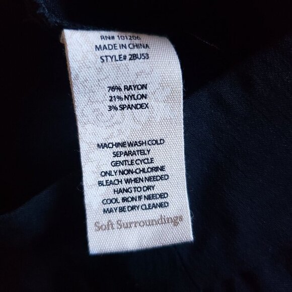 Soft Surroundings Super Stretch Sparkle Capri Pant Black Sz Small Tummy Control - Picture 6 of 6